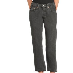 Levi's 501 Crop Jeans Frayed Bottoms